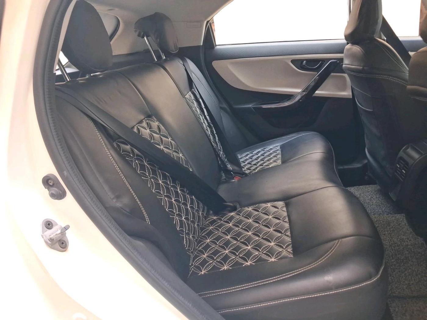 2024 Tata NEXON PURE SUNROOF 1.2 PETROL, Petrol, Manual, 5,061 km, interior