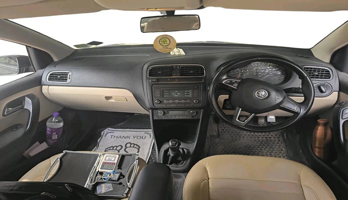 2016 Skoda Rapid AMBITION 1.5 TDI, Diesel, Manual, 2,45,590 km, interior