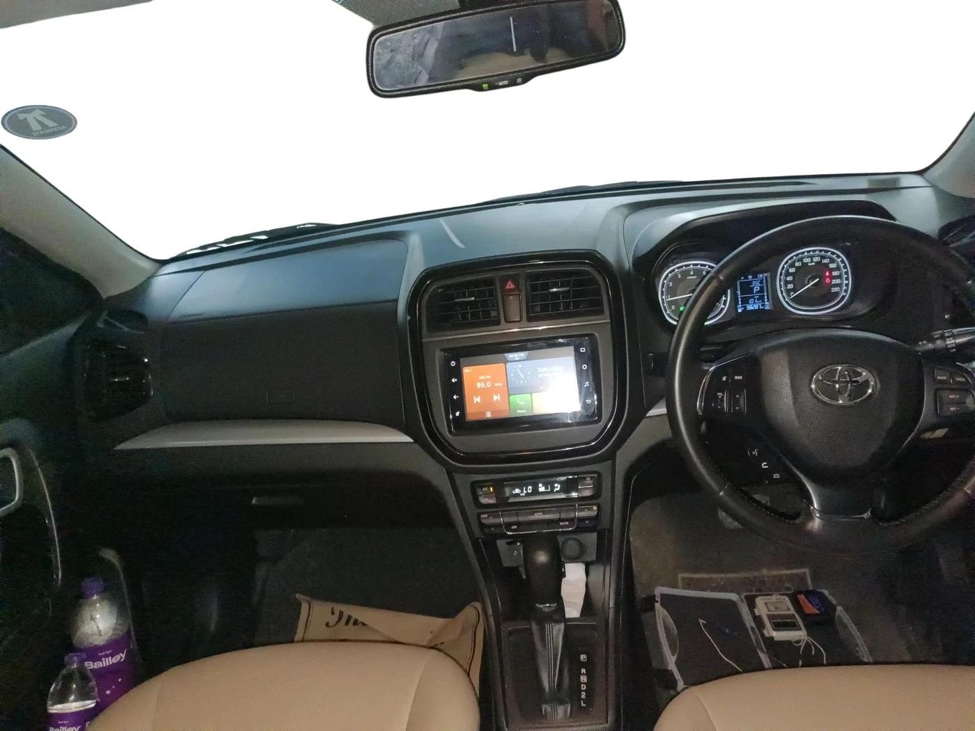 2022 Toyota URBAN CRUISER PREMIUM GRADE AT, Petrol, Automatic, 98,287 km, interior