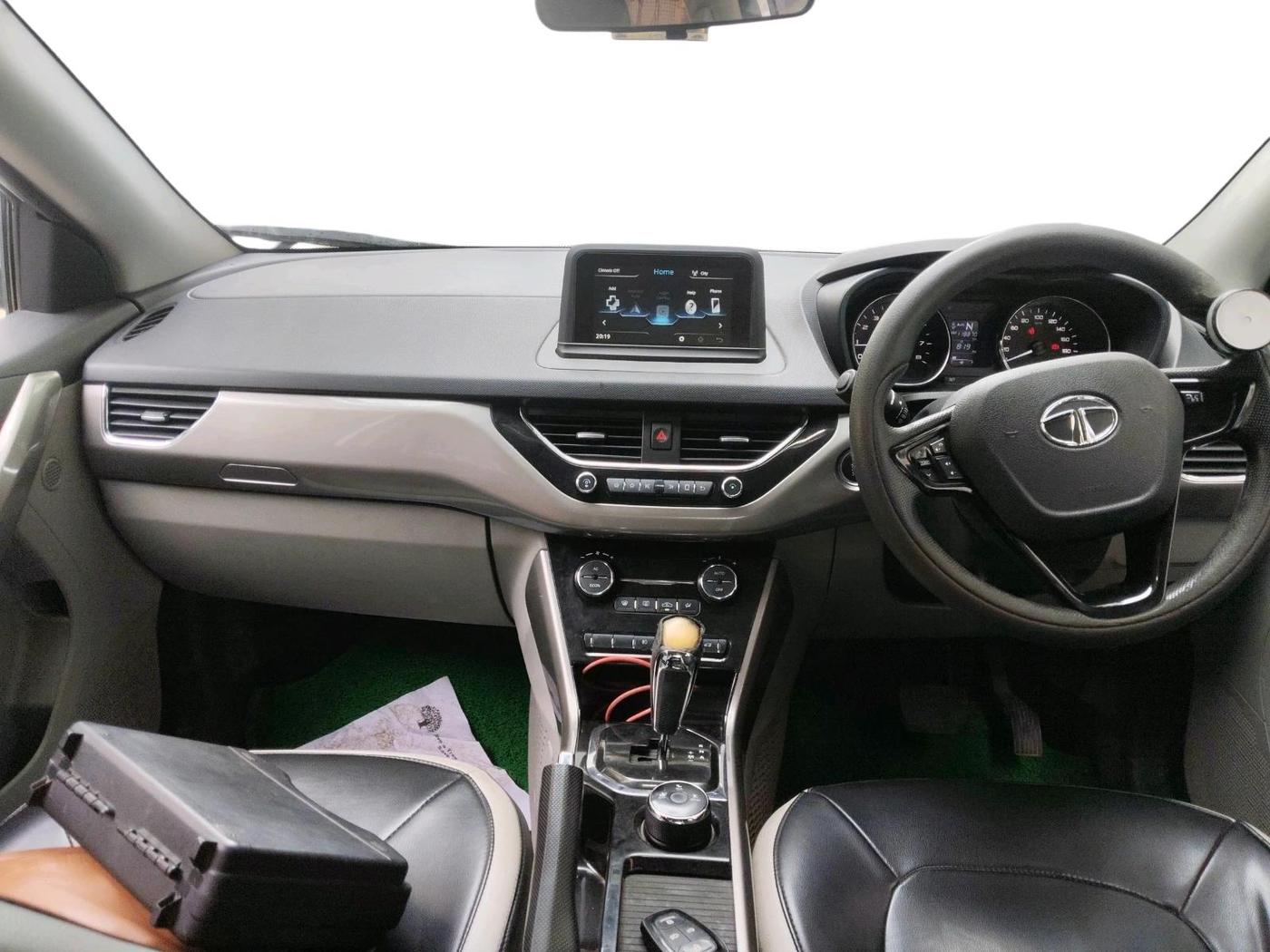 2019 Tata NEXON XZA PLUS PETROL, Petrol, Automatic, 1,18,870 km, interior