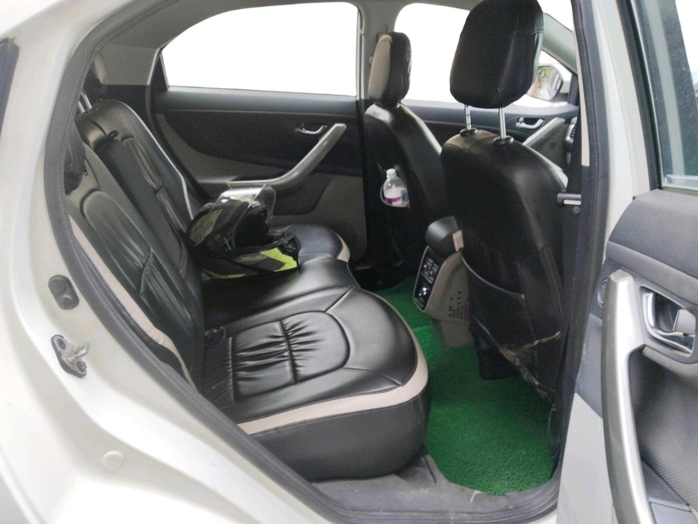 2019 Tata NEXON XZA PLUS PETROL, Petrol, Automatic, 1,18,870 km, interior