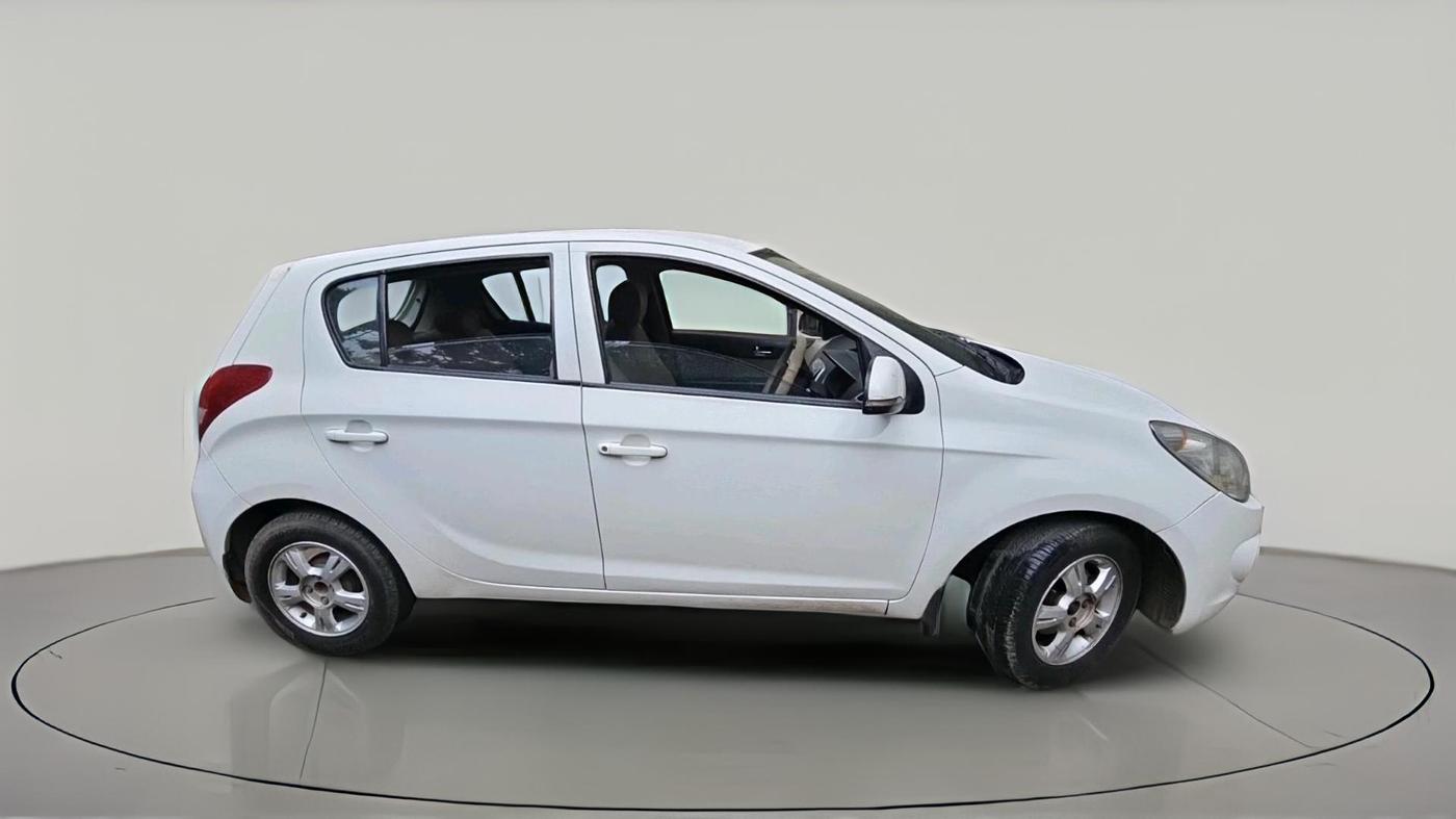 2011 Hyundai i20 SPORTZ 1.2, Petrol, Manual, 97,297 km, exterior