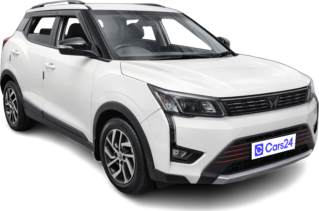 2023 Mahindra XUV300 - SUV - Petrol - Manual - ₹9.00 lakh