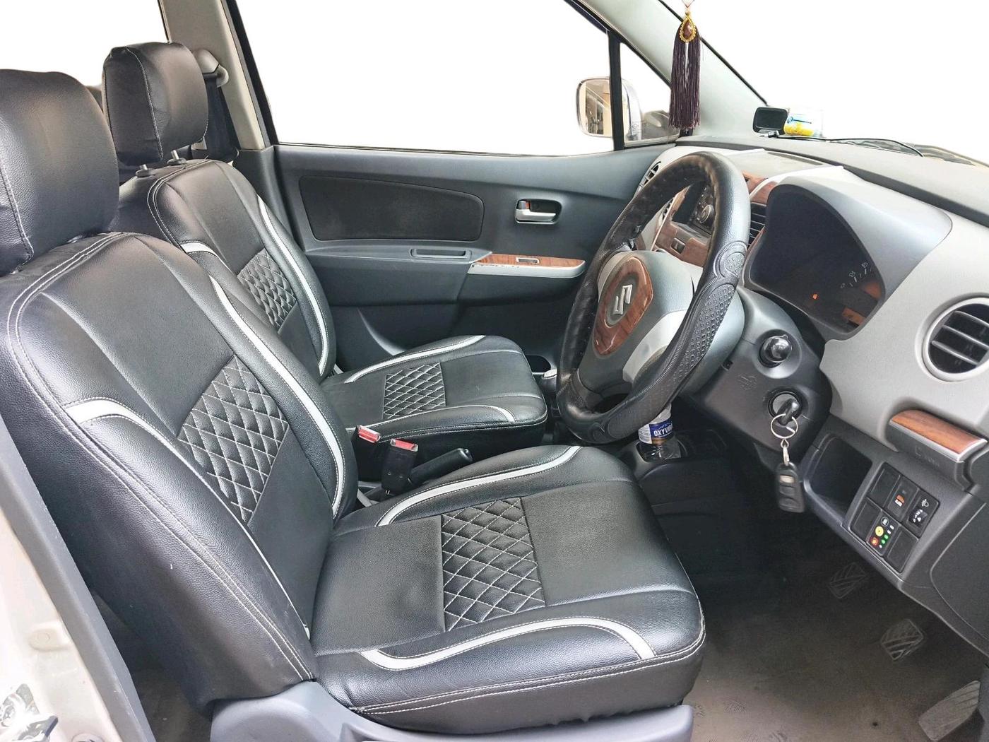 2012 Maruti Wagon R 1.0 LXI CNG, CNG, Manual, 1,09,391 km, interior