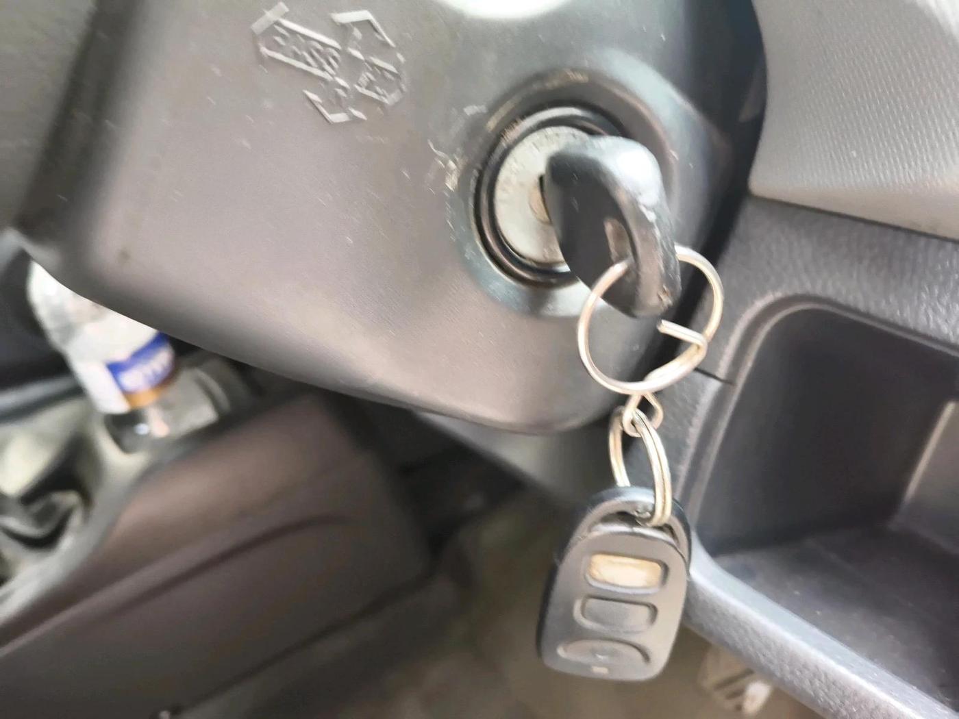 2012 Maruti Wagon R 1.0 LXI CNG, CNG, Manual, 1,09,391 km, interior