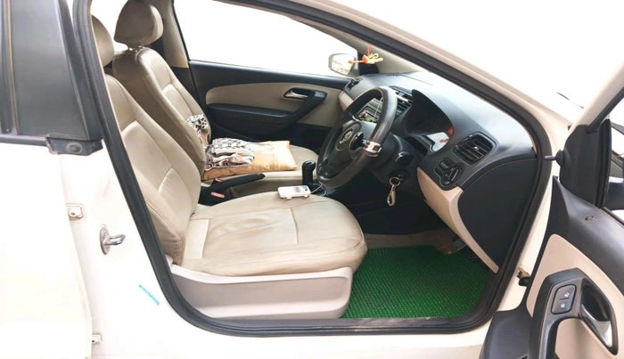 2012 Volkswagen Polo TRENDLINE 1.2L PETROL, Petrol, Manual, 68,969 km, interior