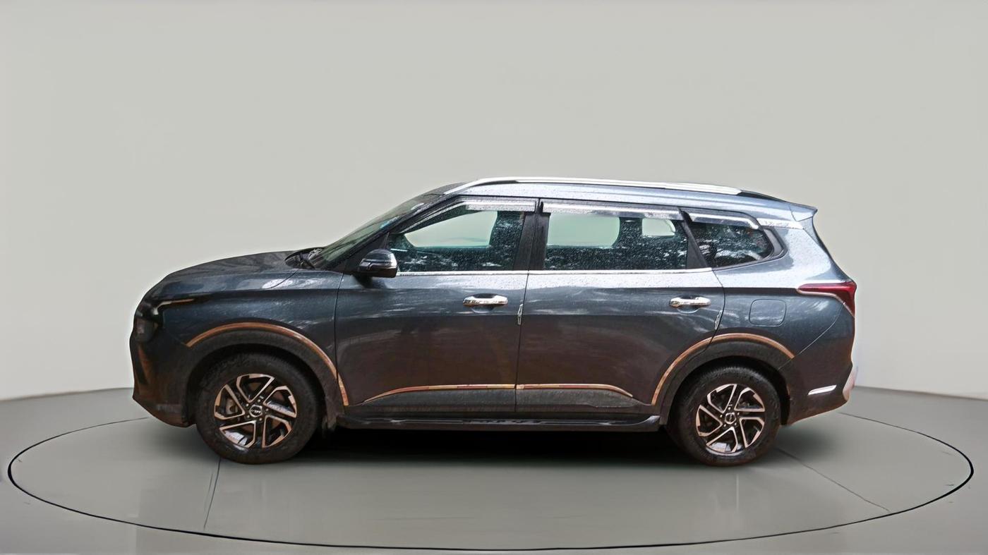 2022 KIA CARENS PRESTIGE 1.4 PETROL 7 STR, Petrol, Manual, 37,018 km, exterior