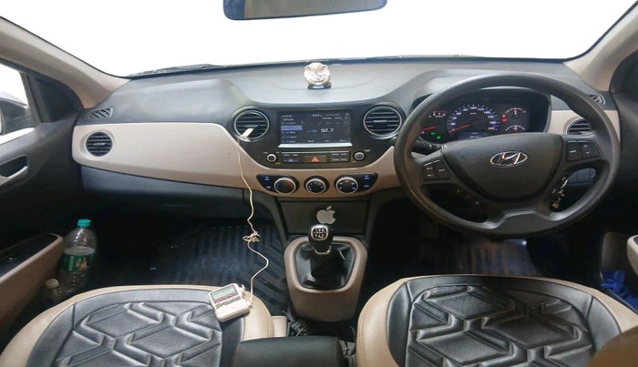 2017 Hyundai Xcent SX 1.2, Petrol, Manual, 77,710 km, interior