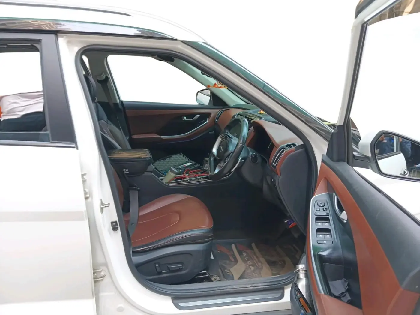 2023 Hyundai ALCAZAR 1.5 SIGNATURE (O) AT 7STR, Diesel, Automatic, 1,01,199 km, interior