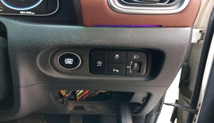 2023 Hyundai ALCAZAR 1.5 SIGNATURE (O) AT 7STR, Diesel, Automatic, 1,01,199 km, interior