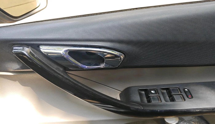 2019 Tata Tiago XZ PLUS PETROL, Petrol, Manual, 80,586 km, interior