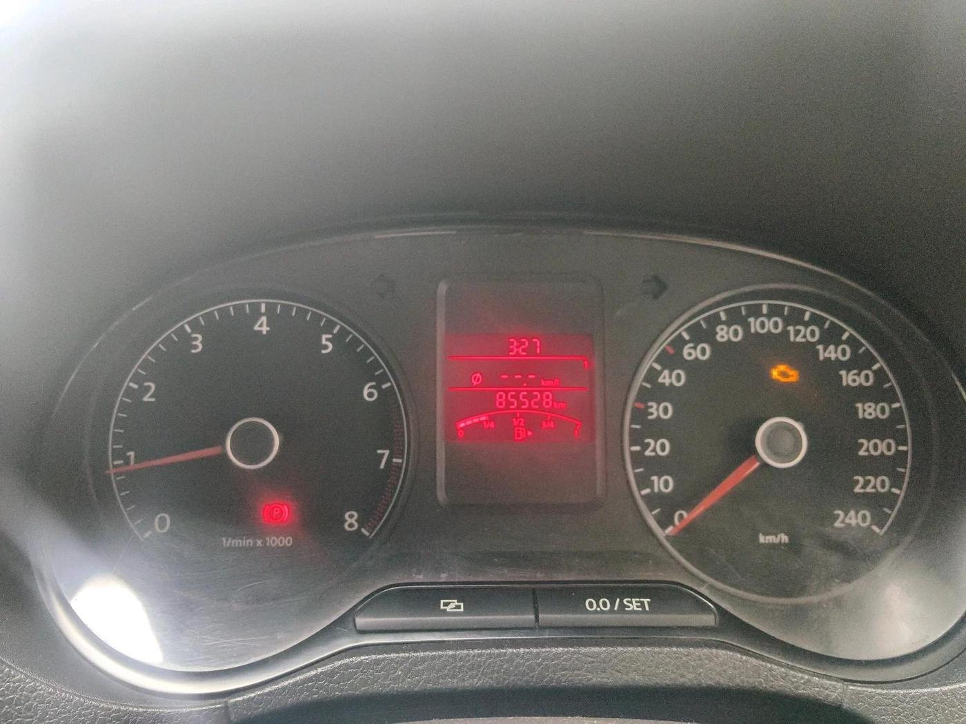 2014 Volkswagen Polo HIGHLINE1.2L, Petrol, Manual, 85,530 km, interior