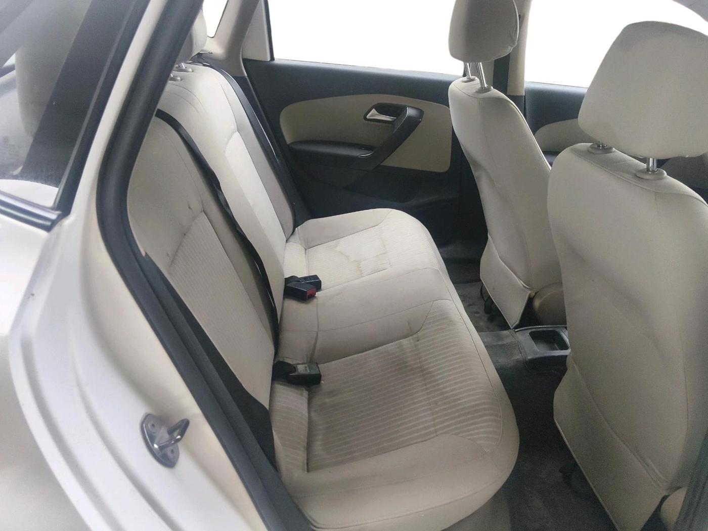 2014 Volkswagen Polo HIGHLINE1.2L, Petrol, Manual, 85,530 km, interior