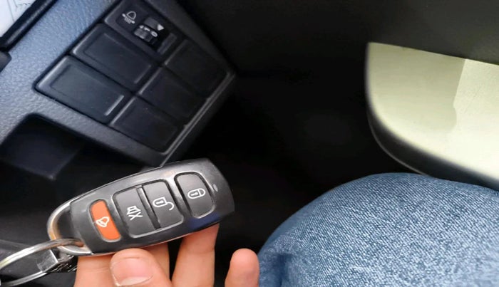 2012 Maruti Wagon R 1.0 LXI, Petrol, Manual, 36,855 km, interior