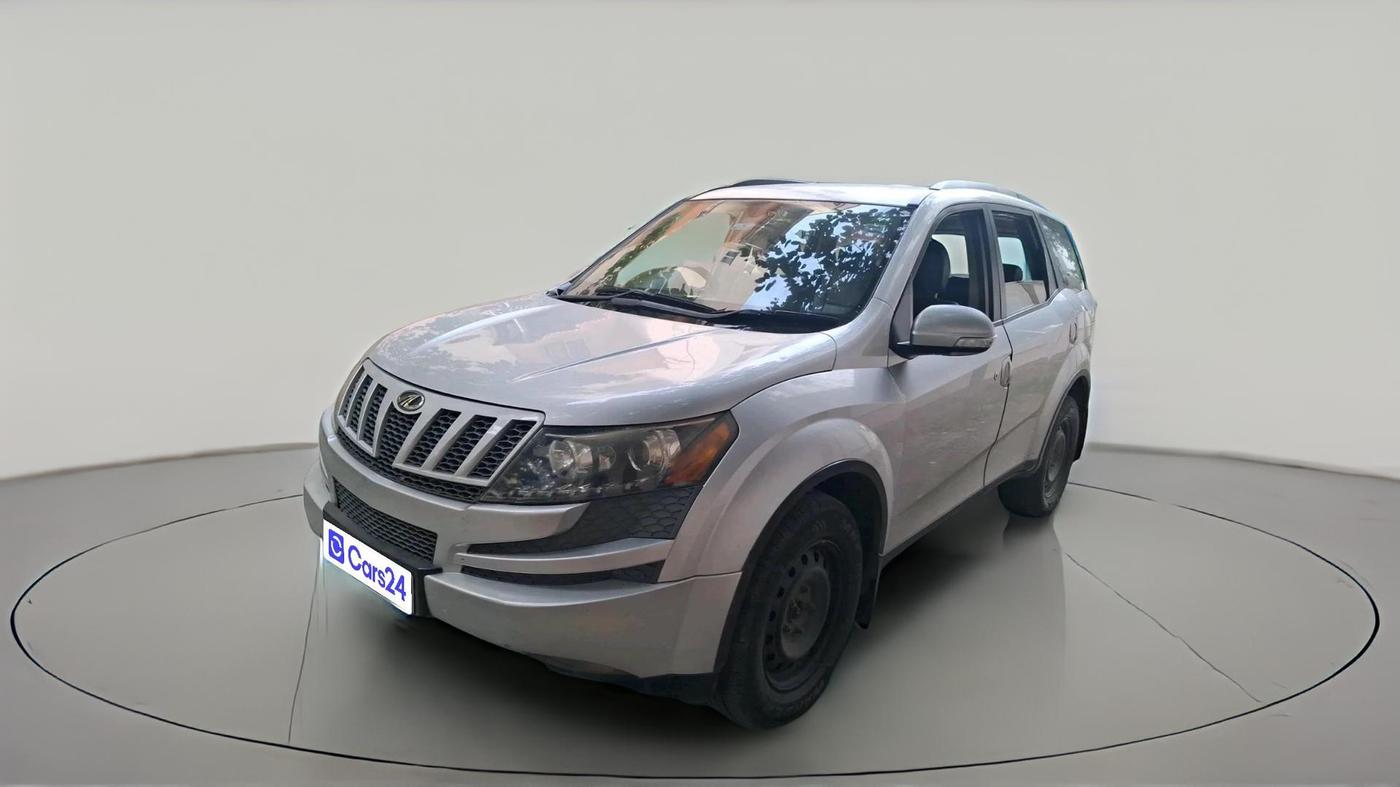 2015 Mahindra XUV500 W6, Diesel, Manual, 1,75,511 km, exterior