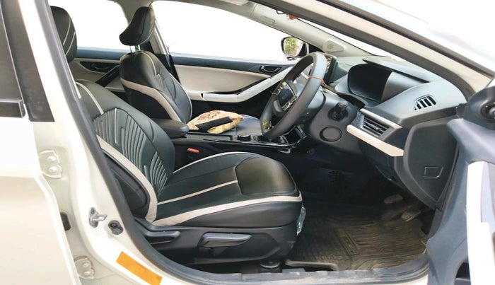2025 Tata NEXON CREATIVE PLUS S 1.2 REVOTRON 6 MT, Petrol, Manual, 6,833 km, interior