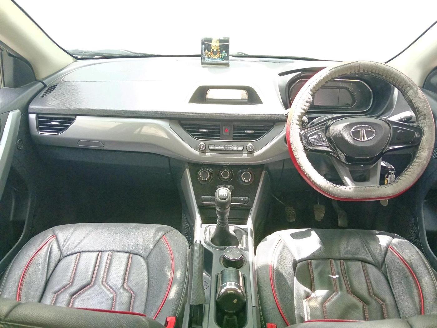 2020 Tata NEXON XM PETROL, Petrol, Manual, 45,816 km, interior