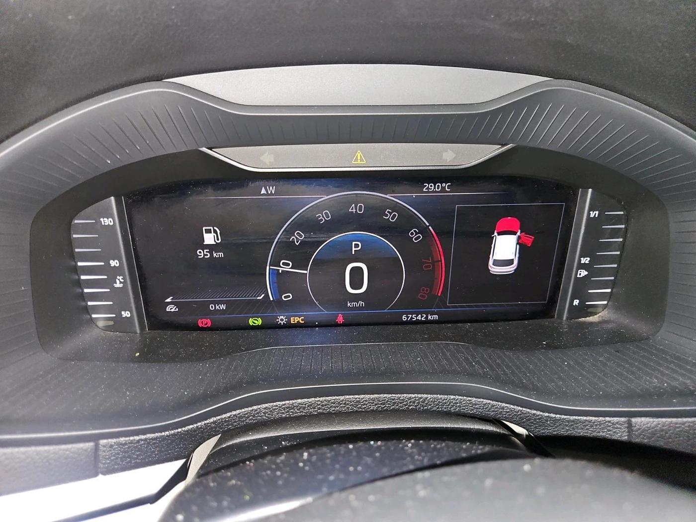 2020 Skoda Karoq STYLE 1.5 TSI AT, Petrol, Automatic, 67,542 km, interior