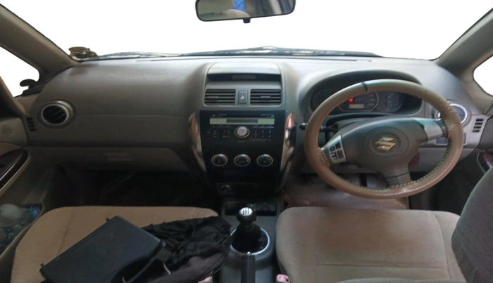 2010 Maruti SX4 ZXI, CNG, Manual, 2,01,305 km, interior