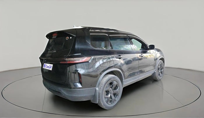 2025 Tata Safari ACCOMPLISHED PLUS DARK EDITION, Diesel, Manual, 26,045 km, exterior