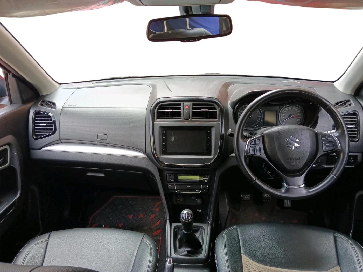 2020 Maruti Vitara Brezza ZXI PLUS DUAL TONE, Petrol, Manual, 30,456 km, interior