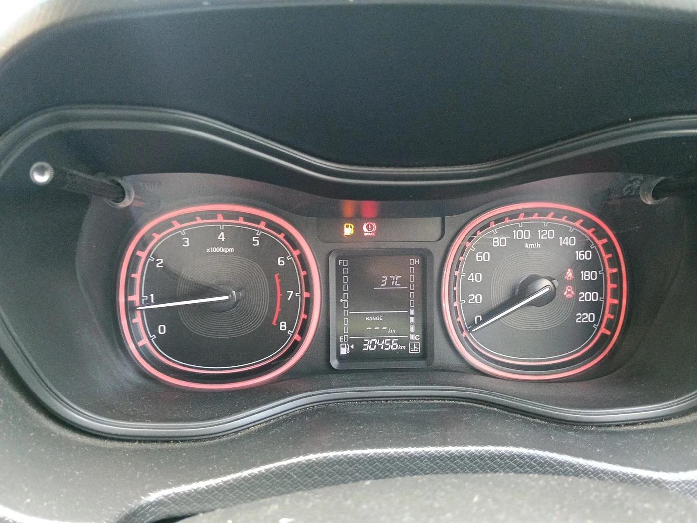 2020 Maruti Vitara Brezza ZXI PLUS DUAL TONE, Petrol, Manual, 30,456 km, interior