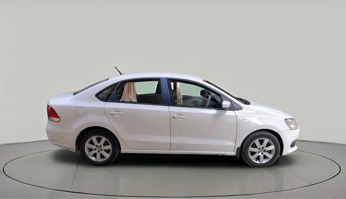 2011 Volkswagen Vento HIGHLINE 1.6 MPI, CNG, Manual, 1,33,967 km, exterior