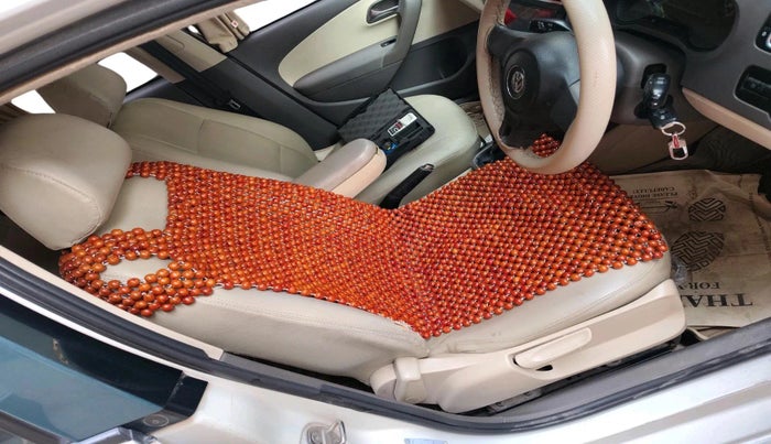 2011 Volkswagen Vento HIGHLINE 1.6 MPI, CNG, Manual, 1,33,967 km, interior