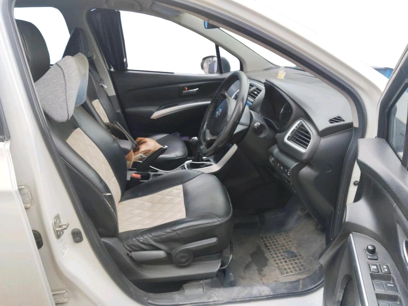 2018 Maruti S Cross ZETA 1.3, Diesel, Manual, 1,14,448 km, interior