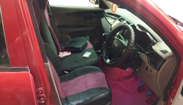 2017 Mahindra Kuv100 K4 6 STR, Petrol, Manual, 75,255 km, interior