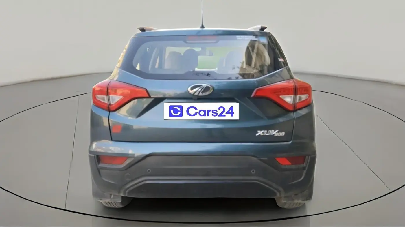 2022 Mahindra XUV300 W6 1.5 Diesel, Diesel, Manual, 60,496 km, exterior