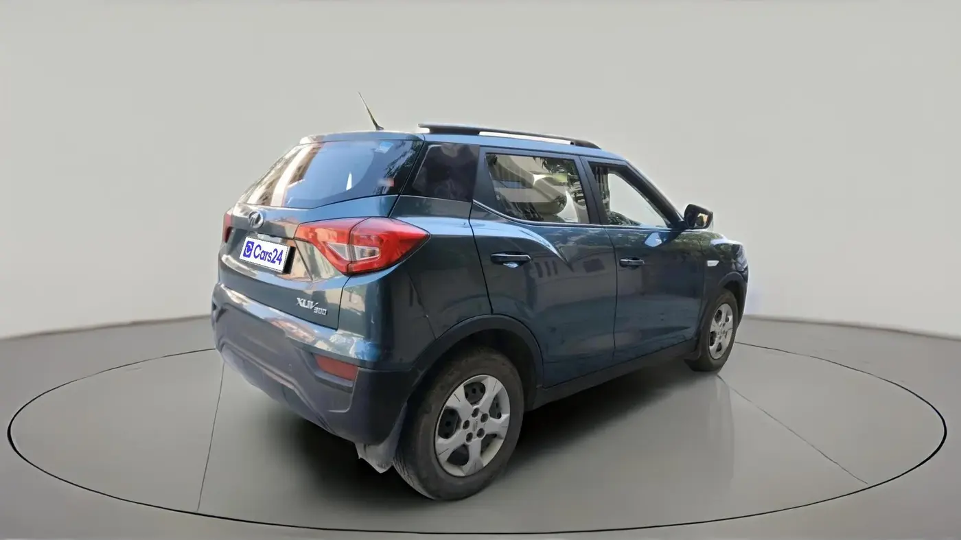 2022 Mahindra XUV300 W6 1.5 Diesel, Diesel, Manual, 60,496 km, exterior