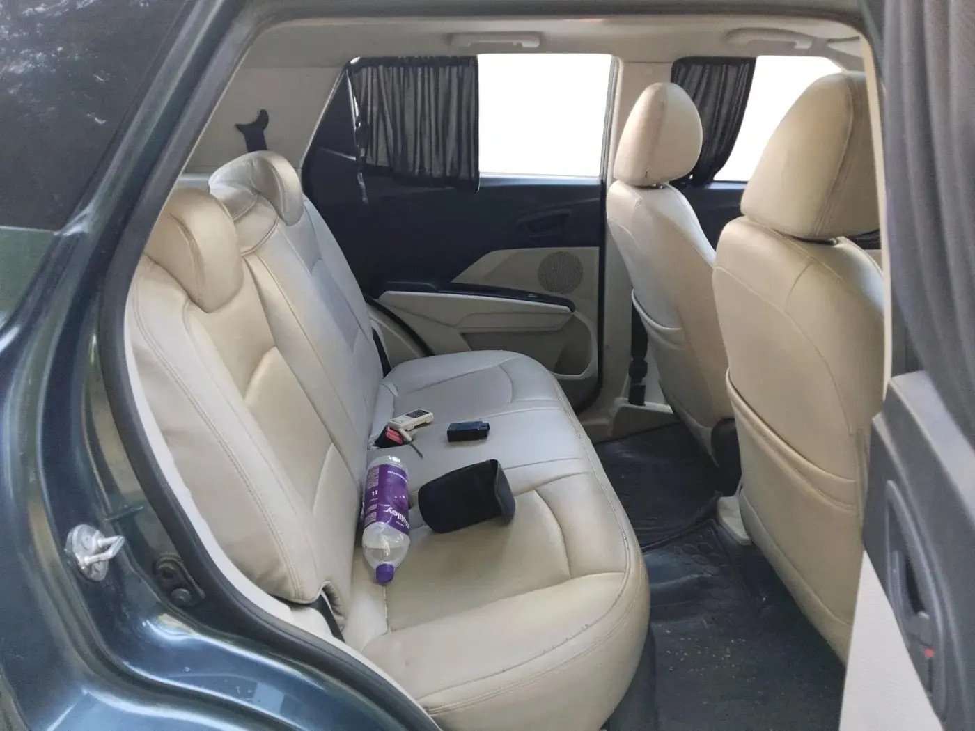 2022 Mahindra XUV300 W6 1.5 Diesel, Diesel, Manual, 60,496 km, interior