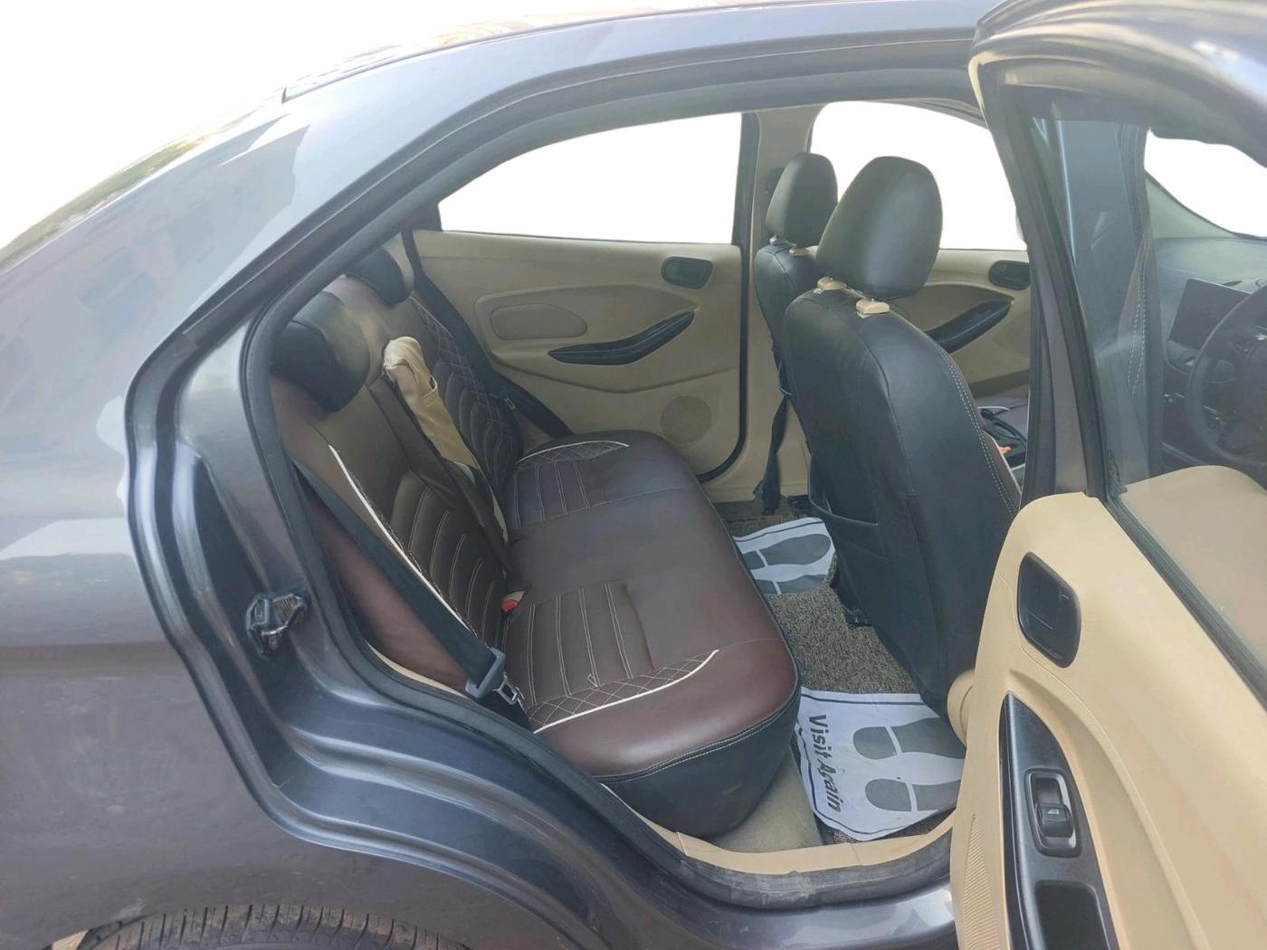 2017 Ford Figo Aspire TITANIUM 1.2 PETROL, Petrol, Manual, 88,029 km, interior