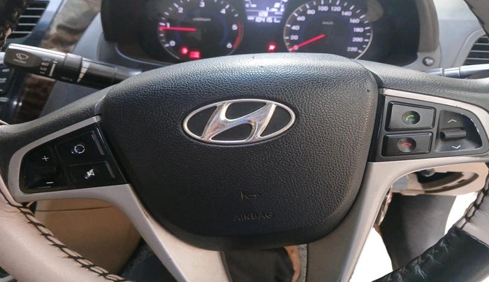 2012 Hyundai Verna FLUIDIC 1.6 CRDI EX, Diesel, Manual, 1,04,151 km, interior