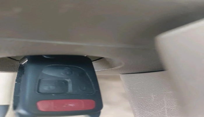 2014 Mahindra Bolero ZLX BS IV, Diesel, Manual, 1,86,919 km, interior