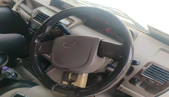 2014 Mahindra Bolero ZLX BS IV, Diesel, Manual, 1,86,919 km, interior