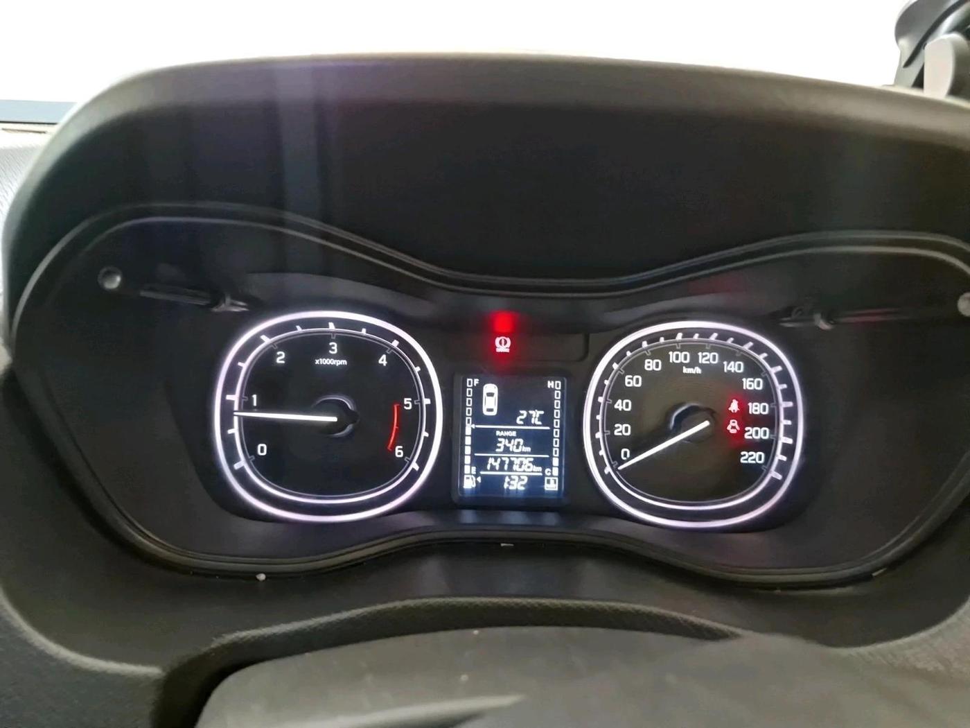 2016 Maruti Vitara Brezza ZDI PLUS, Diesel, Manual, 1,47,706 km, interior