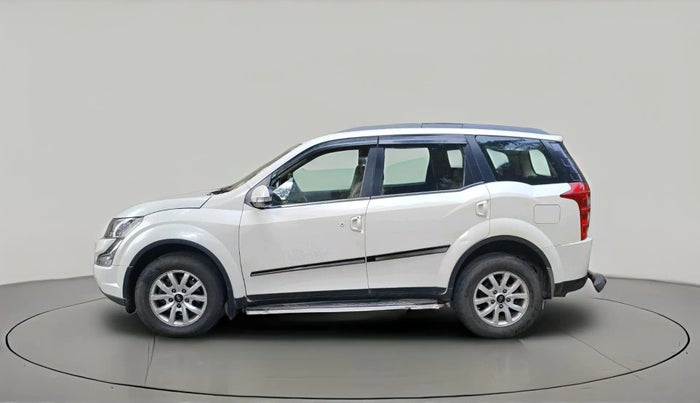 2015 Mahindra XUV500 W8, Diesel, Manual, 1,27,268 km, exterior