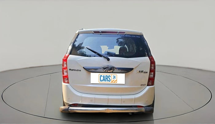 2015 Mahindra XUV500 W8, Diesel, Manual, 1,27,268 km, exterior