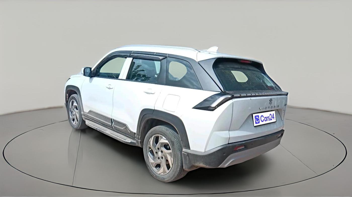 2026 Maruti Victoris Vxi 1.5 6AT, Petrol, Automatic, 261 km, exterior