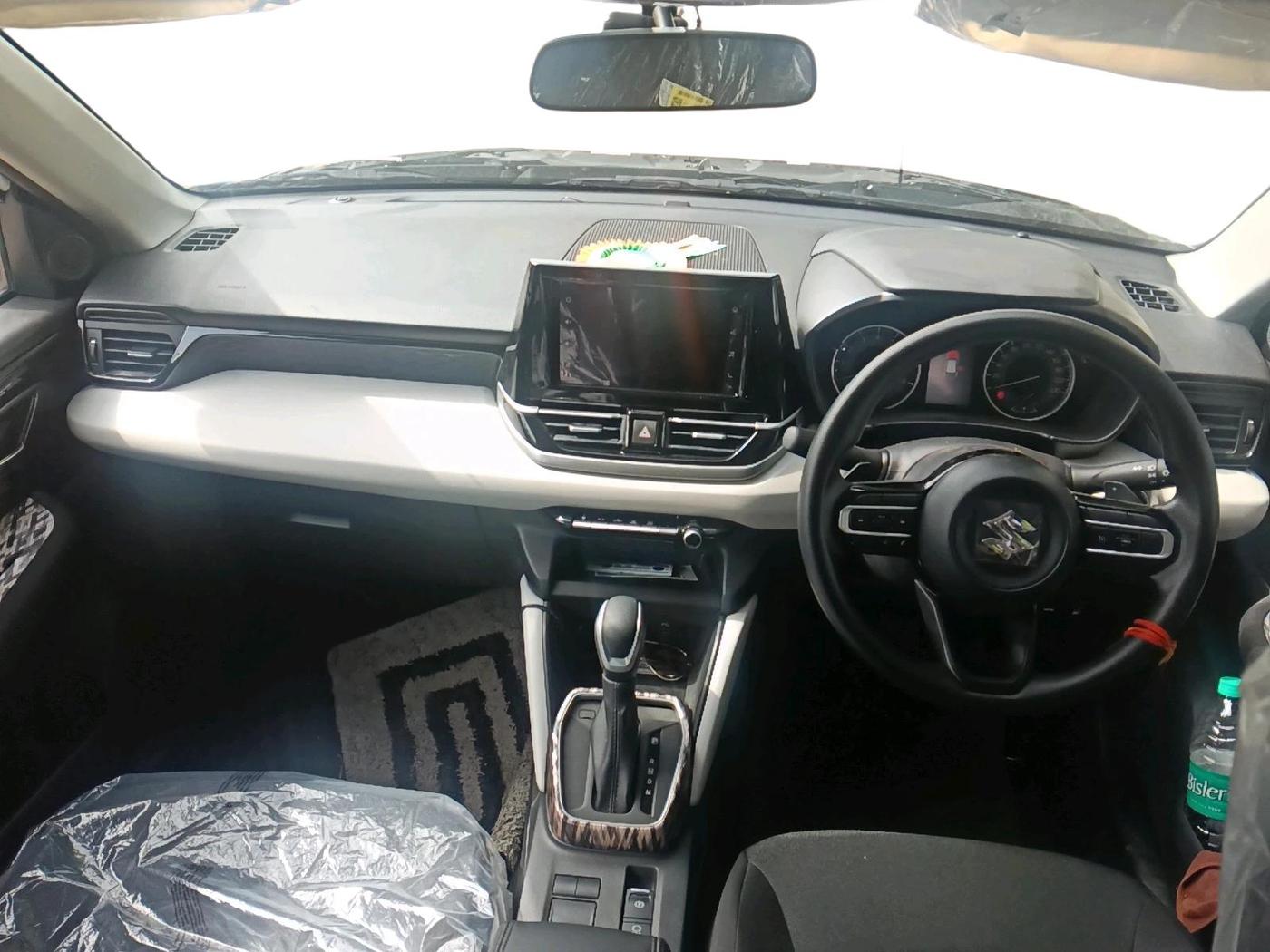2026 Maruti Victoris Vxi 1.5 6AT, Petrol, Automatic, 261 km, interior