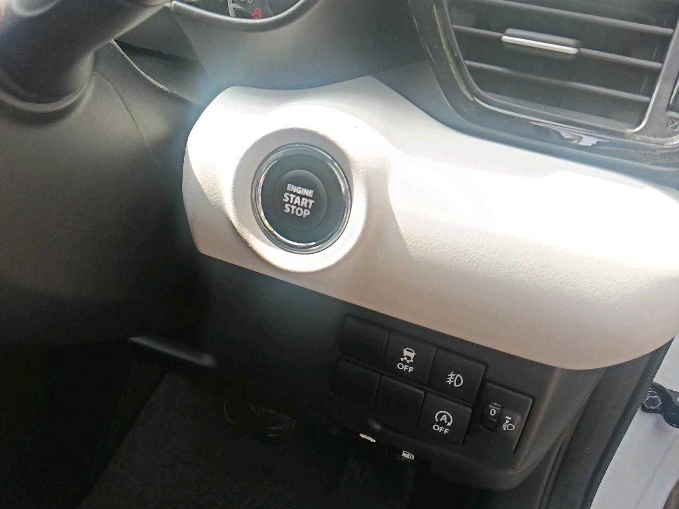 2026 Maruti Victoris Vxi 1.5 6AT, Petrol, Automatic, 261 km, interior