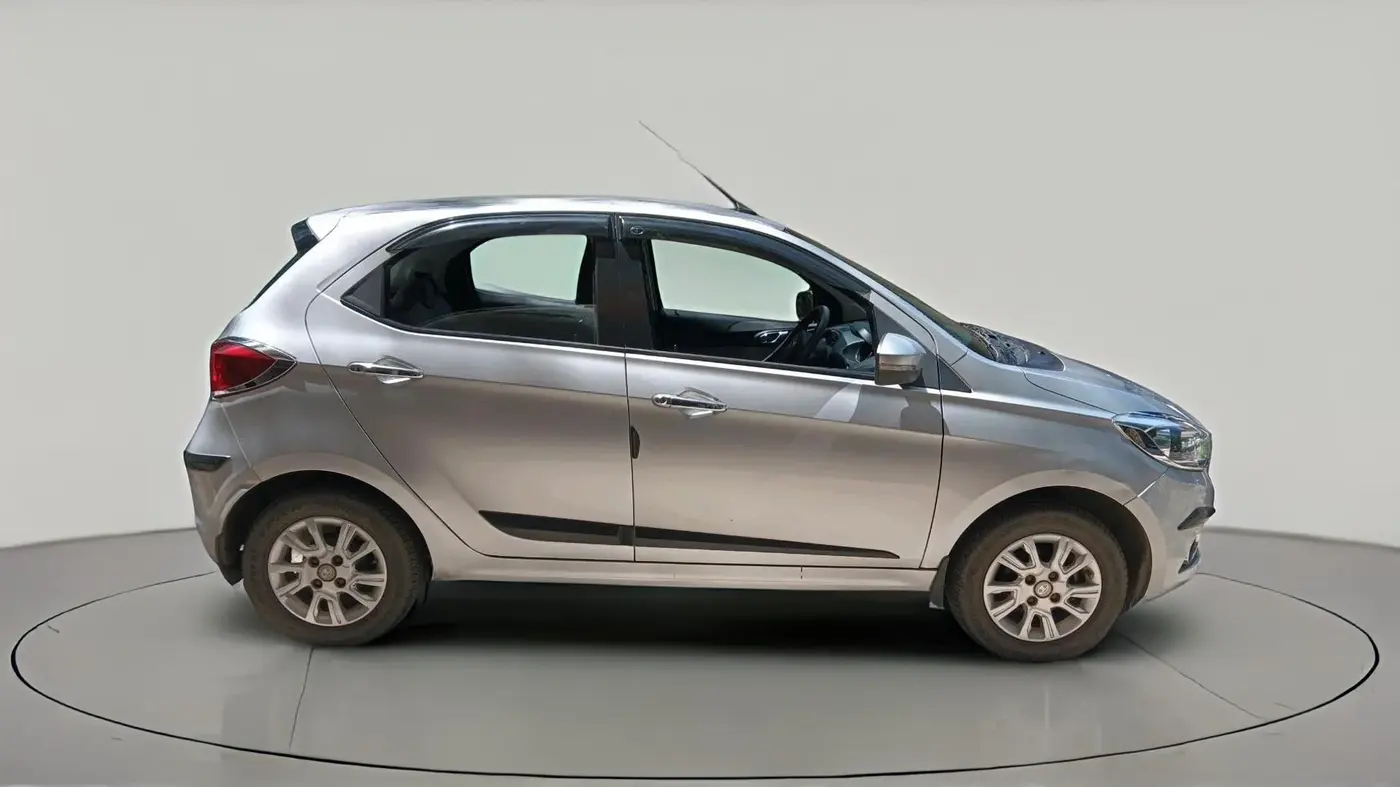 2018 Tata Tiago XZA PETROL, Petrol, Automatic, 28,362 km, exterior
