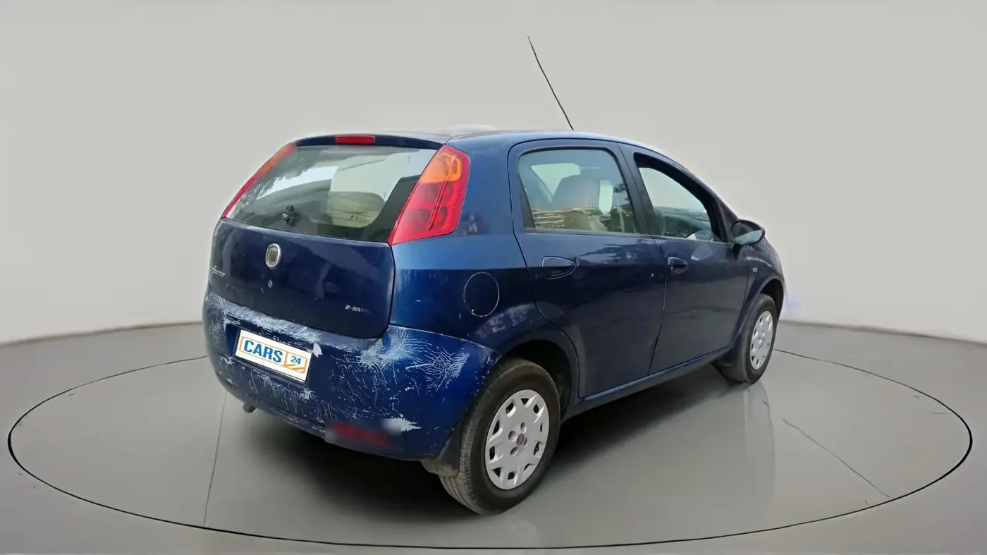 2013 Fiat Grand Punto DYNAMIC 1.3, Diesel, Manual, 1,07,547 km, exterior