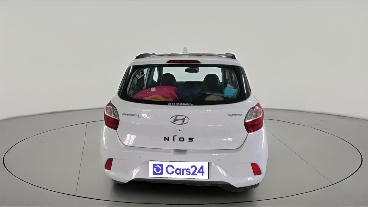 2021 Hyundai GRAND I10 NIOS SPORTZ 1.2 KAPPA VTVT CNG, CNG, Manual, 1,18,412 km, exterior