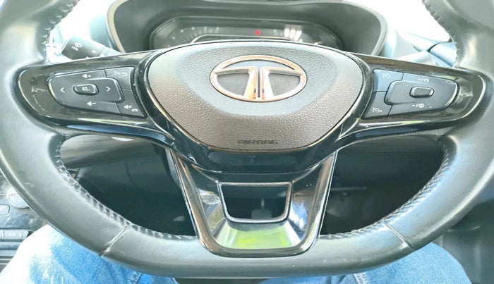 2022 Tata NEXON XZ PLUS PETROL KAZIRANGA, Petrol, Manual, 45,118 km, interior