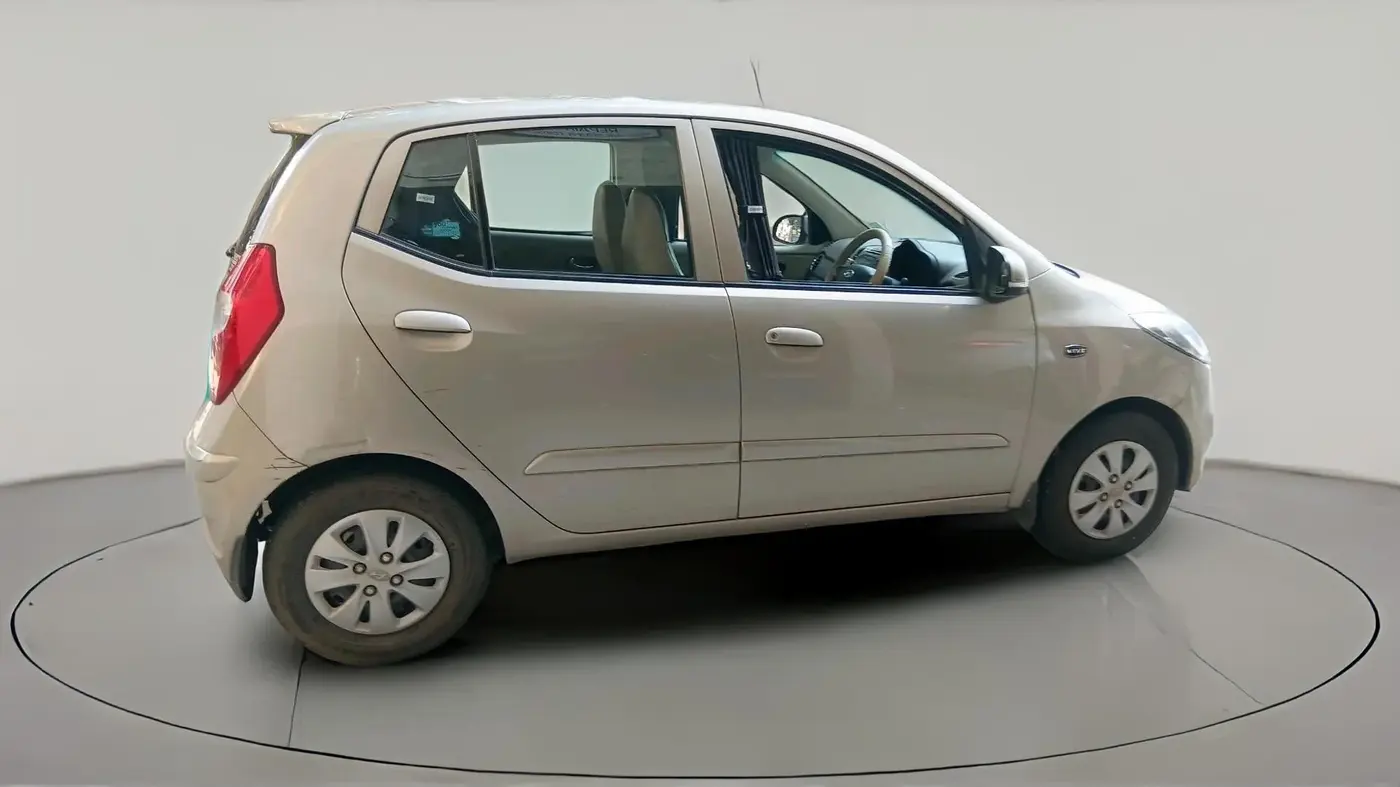 2012 Hyundai i10 SPORTZ 1.2 AT, Petrol, Automatic, 32,899 km, exterior