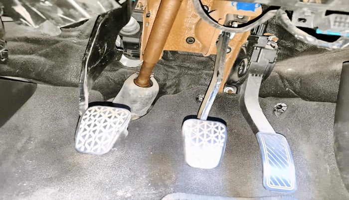 2015 Ford New Figo TREND 1.2 PETROL, CNG, Manual, 47,038 km, interior