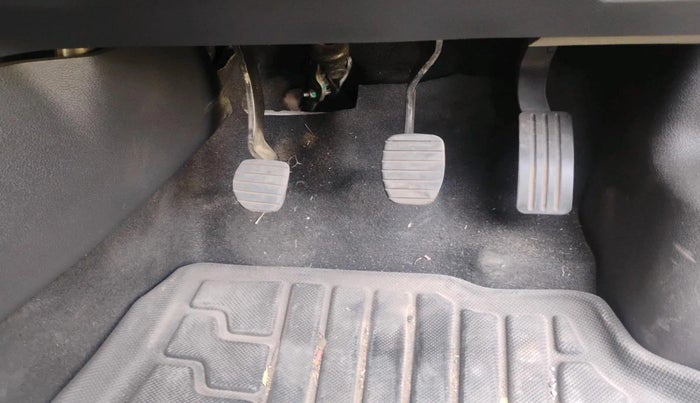 2019 Nissan Kicks XV PREMIUM O DUAL TONE DIESEL, Diesel, Manual, 43,966 km, interior